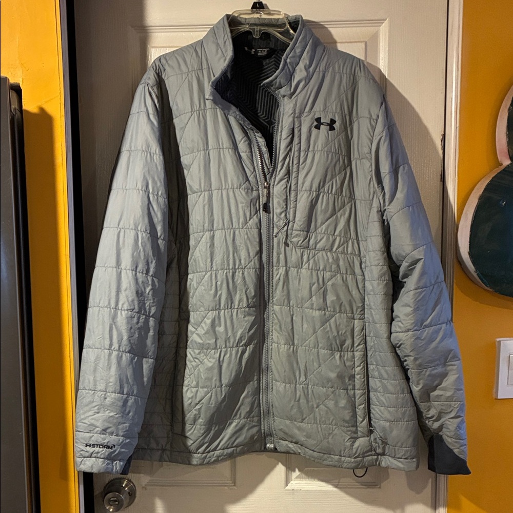 Under Armour Men's Light Gray Puffer Jacket